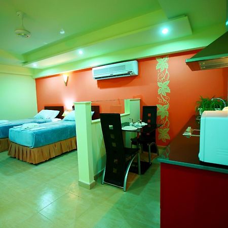 Johny International Hotel Маскат Екстер'єр фото