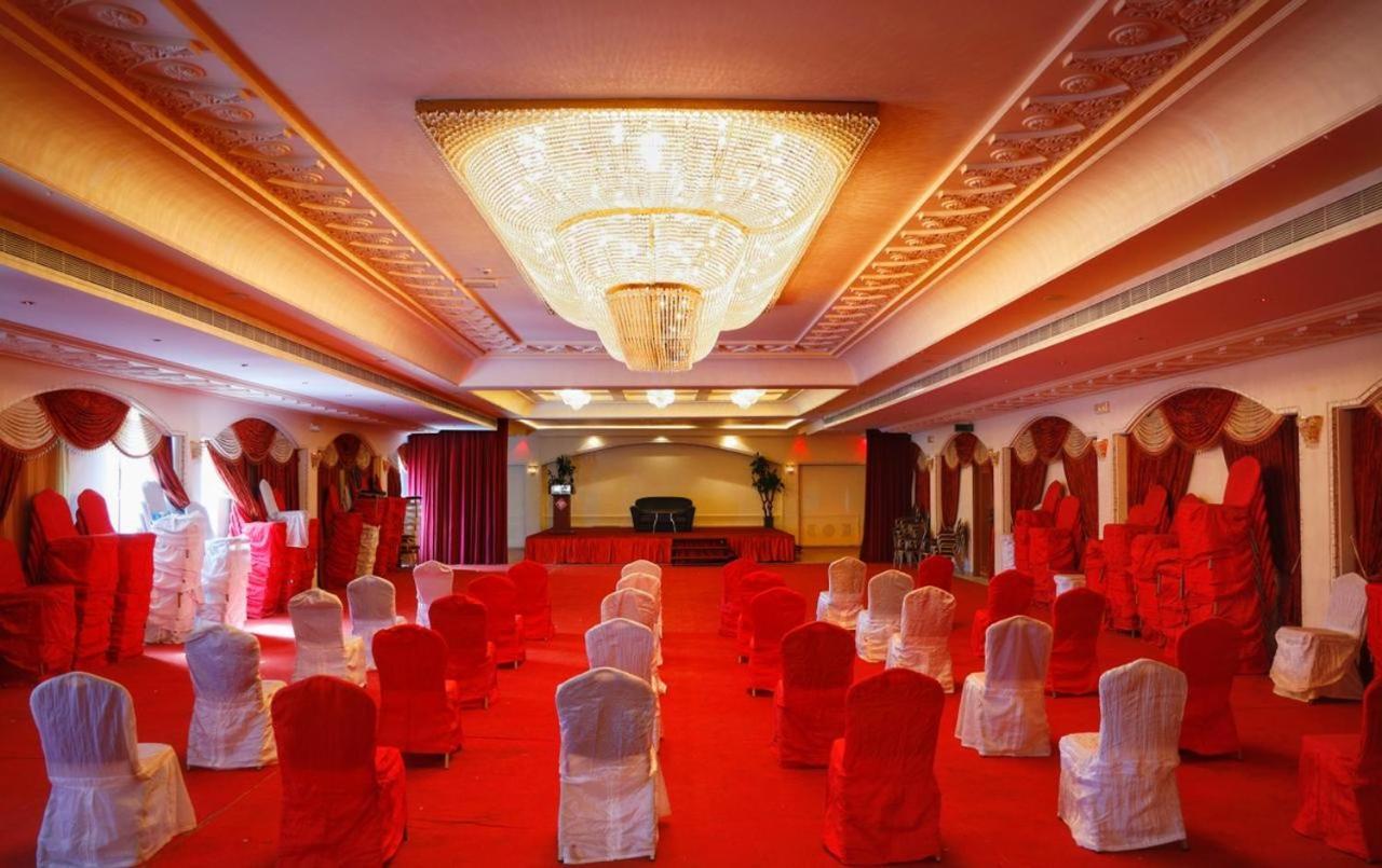 Johny International Hotel Маскат Екстер'єр фото