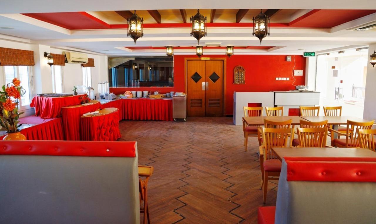 Johny International Hotel Маскат Екстер'єр фото