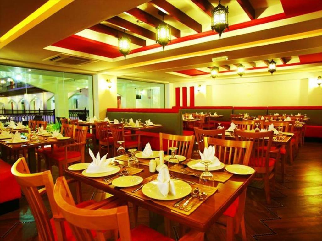 Johny International Hotel Маскат Екстер'єр фото